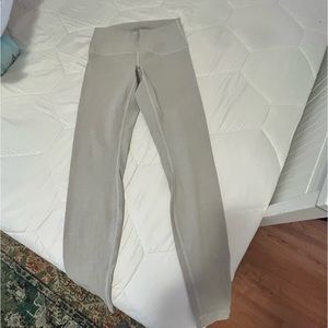 LULULEMON WUNDER UNDER